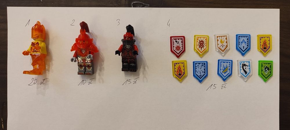 Mini figurki Lego Nexo Knights + tarcze