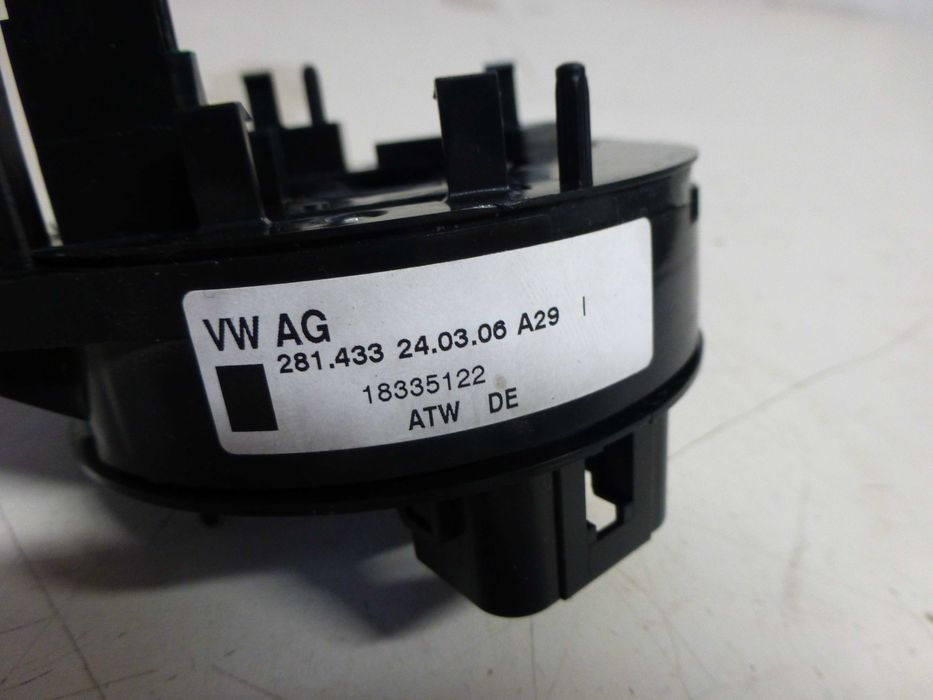 VW MULTIVAN T5 POLO 9N taśma airbag czujnik kąta skrętu 281.433 A29