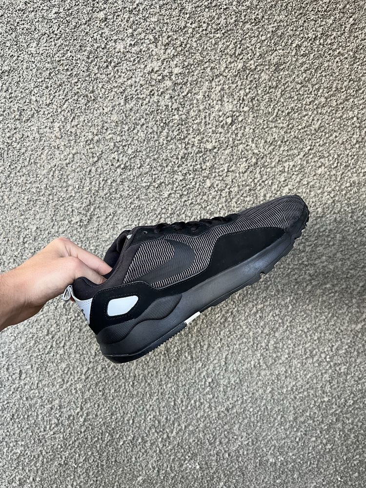 Кроссовки Nike WMNS LD RUNNER SE