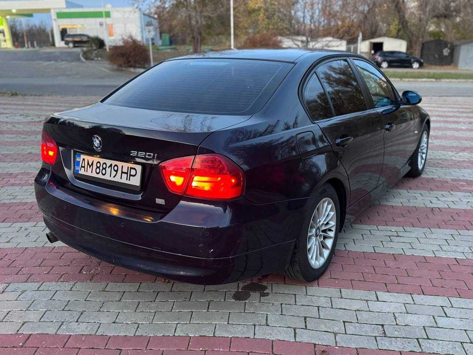 BMW 320 E90 2005 2.0 Мкпп-6