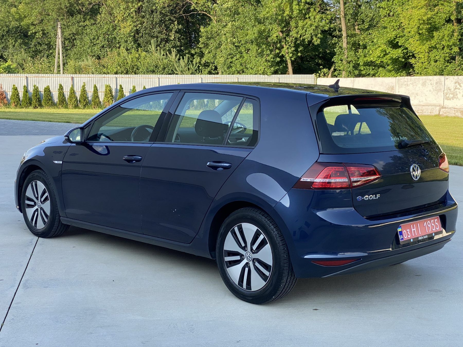 E-Golf 2015 8200$