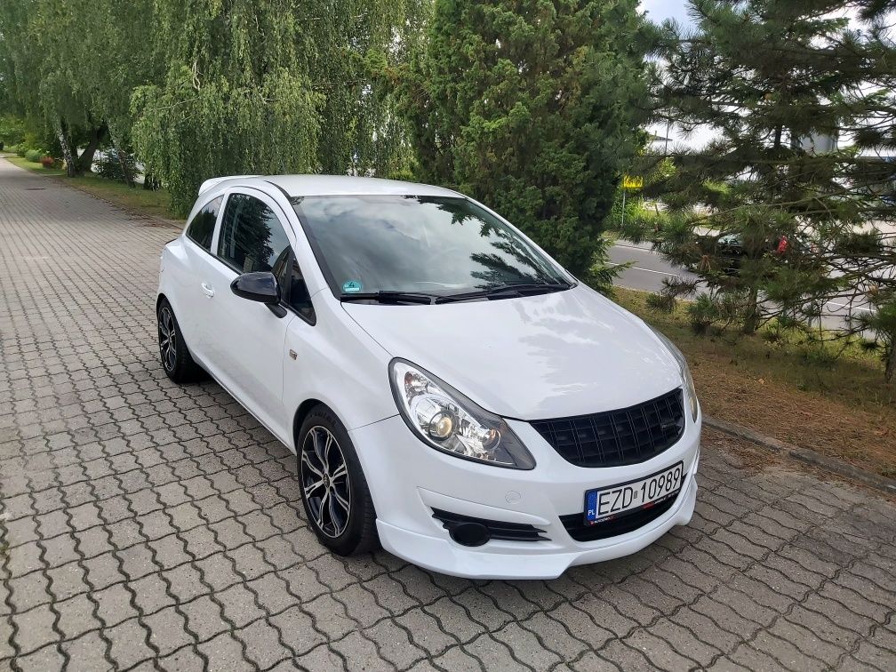 Śliczny Opel Corsa 1.2 Steinmetz