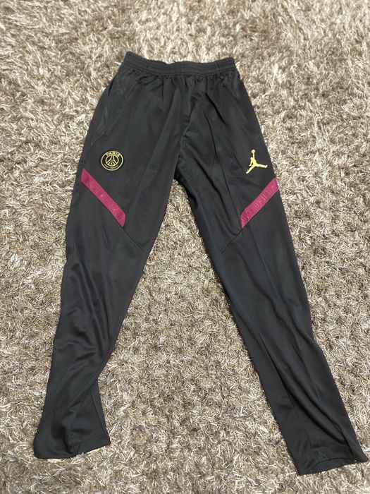 Dres PSG w rozmiarze L