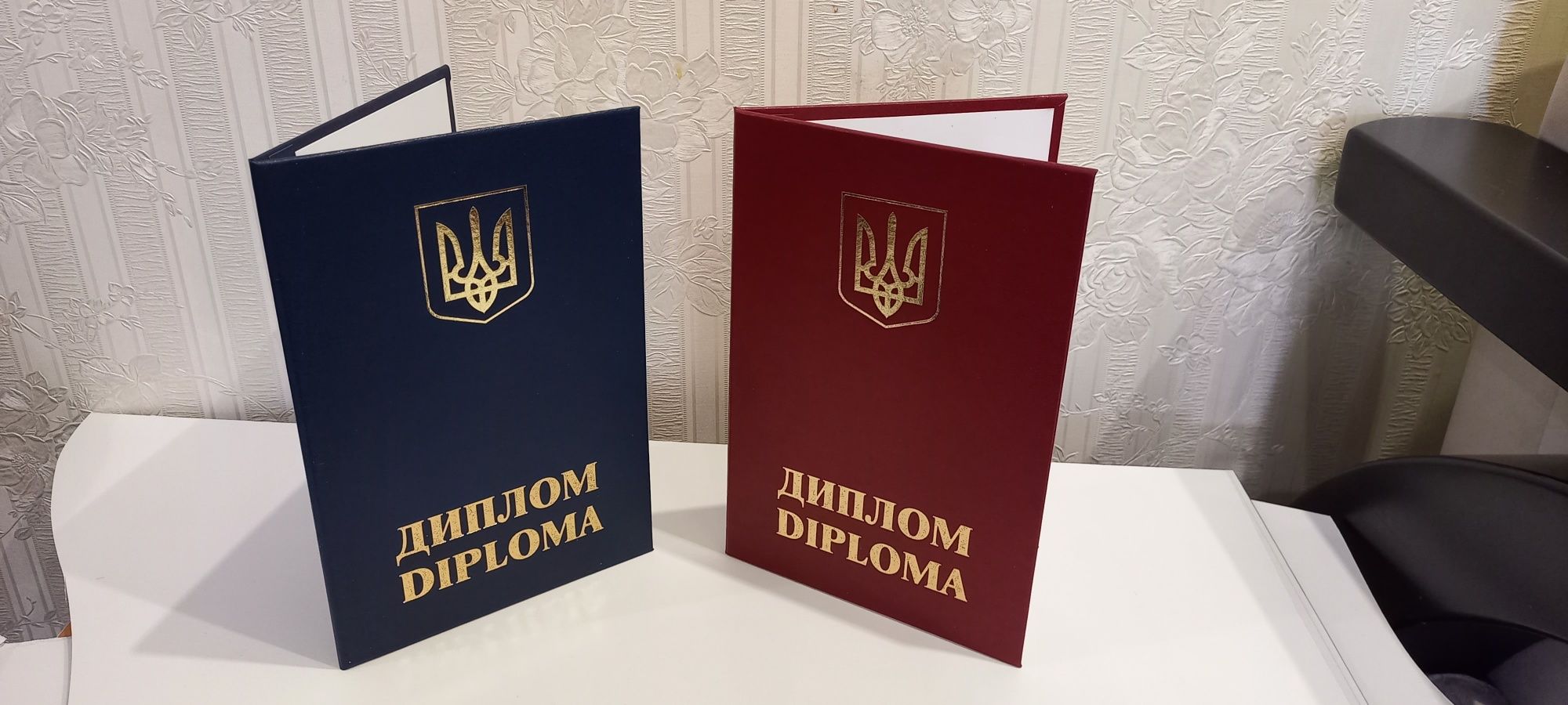 Візитки. Флаери. Фірмові бланки. Блокноти. Дипломи