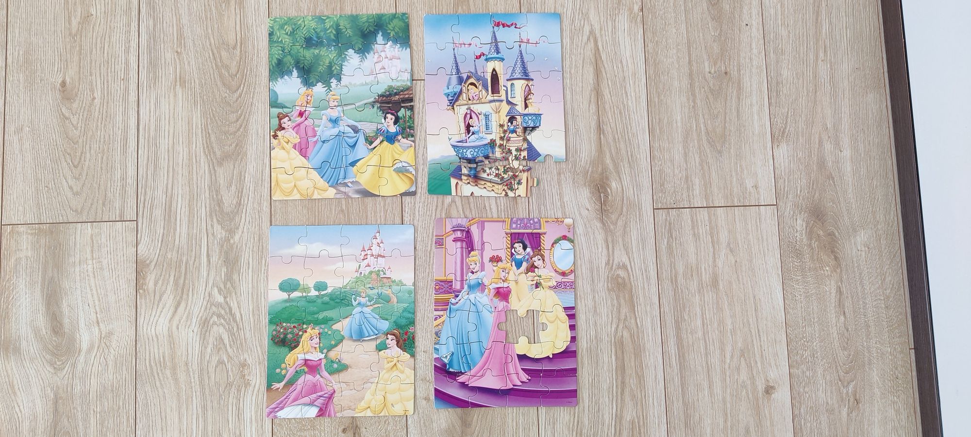 4 szt puzzle księżniczki Disney 24elementy