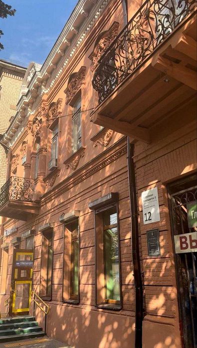 Здамо нежитлові офісні приміщення в Центрі міста, червона лінія