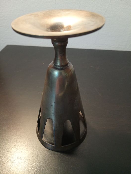 Taça cálice decorativa em metal, p0ssivelmente bronze -art deco