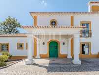 Moradia T7, com piscina e garagem, em Santiago do Cacém
