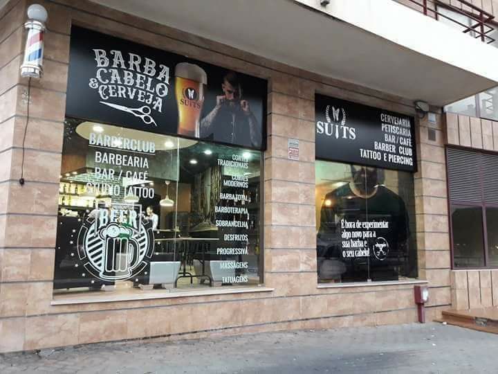 Decoração montra para Barbearia