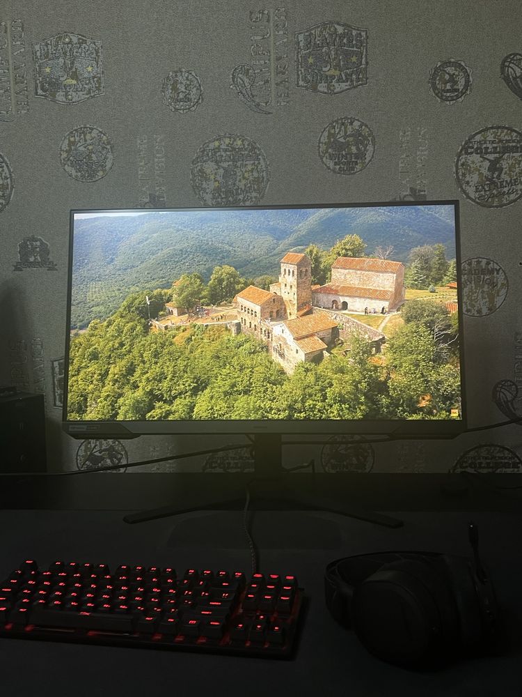 Samsung Odyssey G7 4K 144hz G-Sync UHD монитор