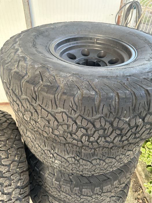 Pneus e jantes 35 12.5 15