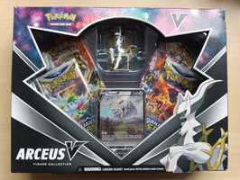 Pokemon TCG: Arceus V Figure Collection