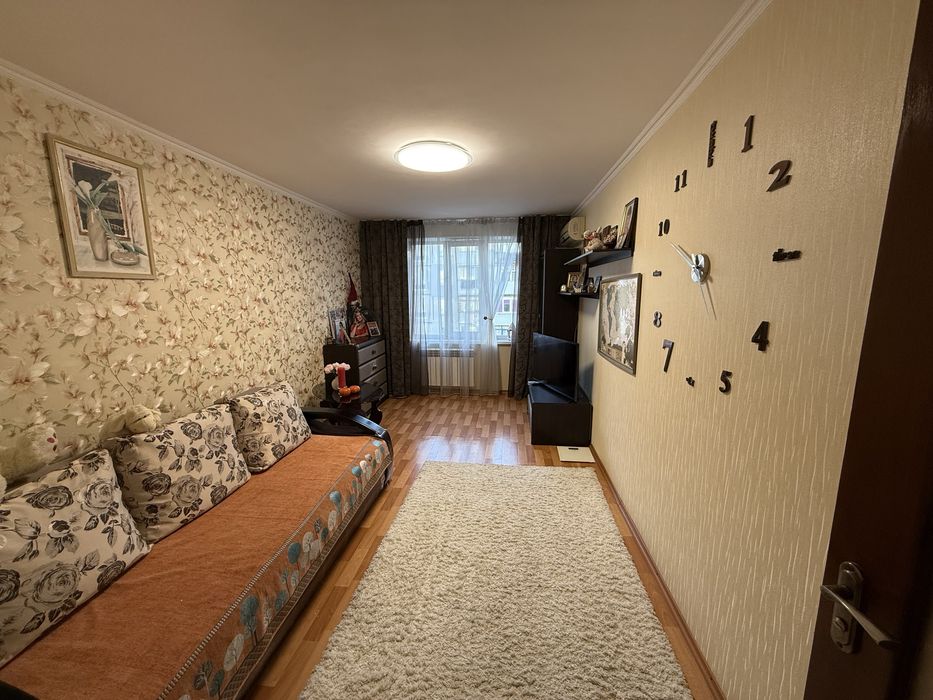 ПРОДАМ 2 кімнатну квартиру в ЦЕНТРІ МІСТА