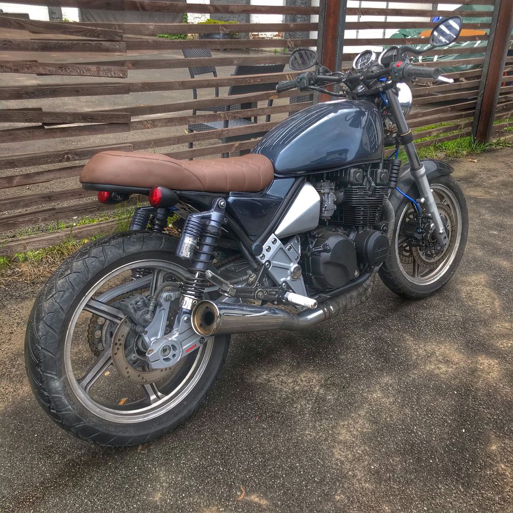 Kawasaki zephyr 550