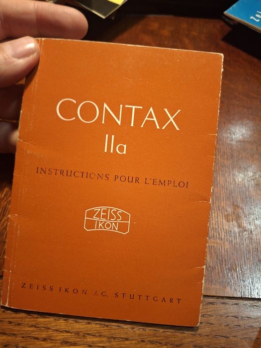 Contax illa zeiss instruções  francês fotografia