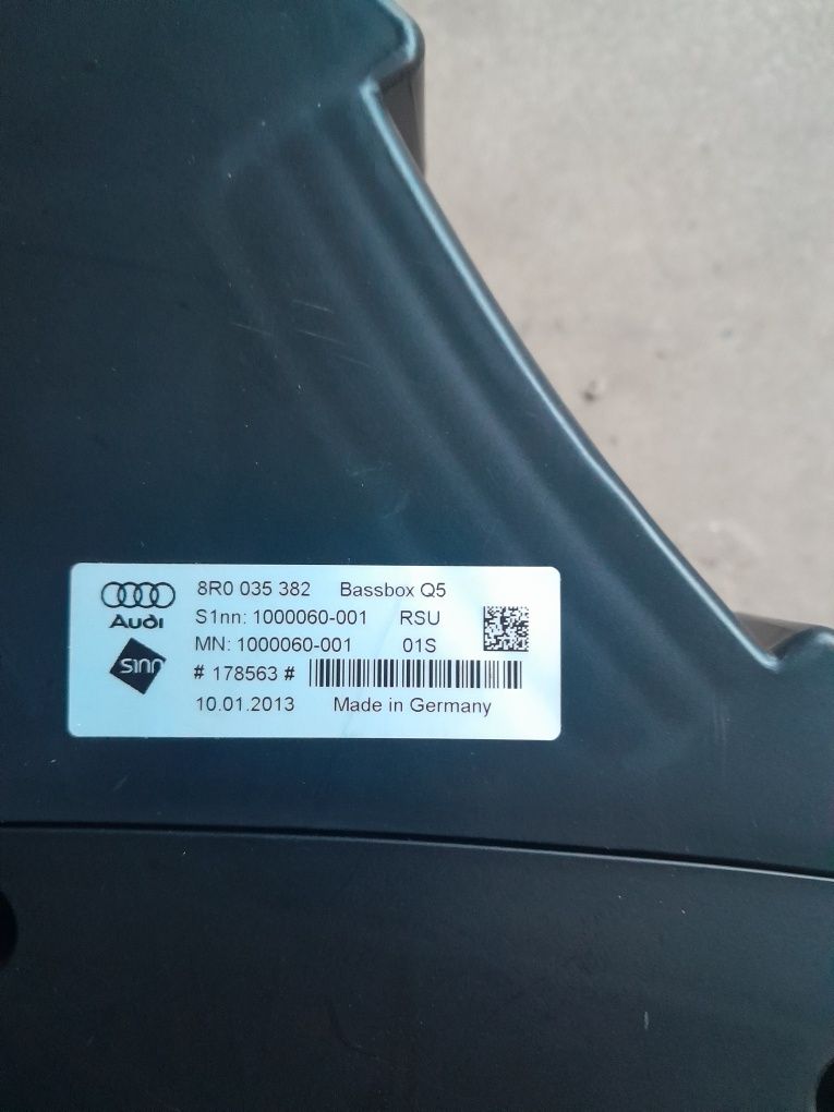 Subwofer audi Q5