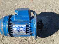 silnik 0,18 kw  220/380 większa ilość