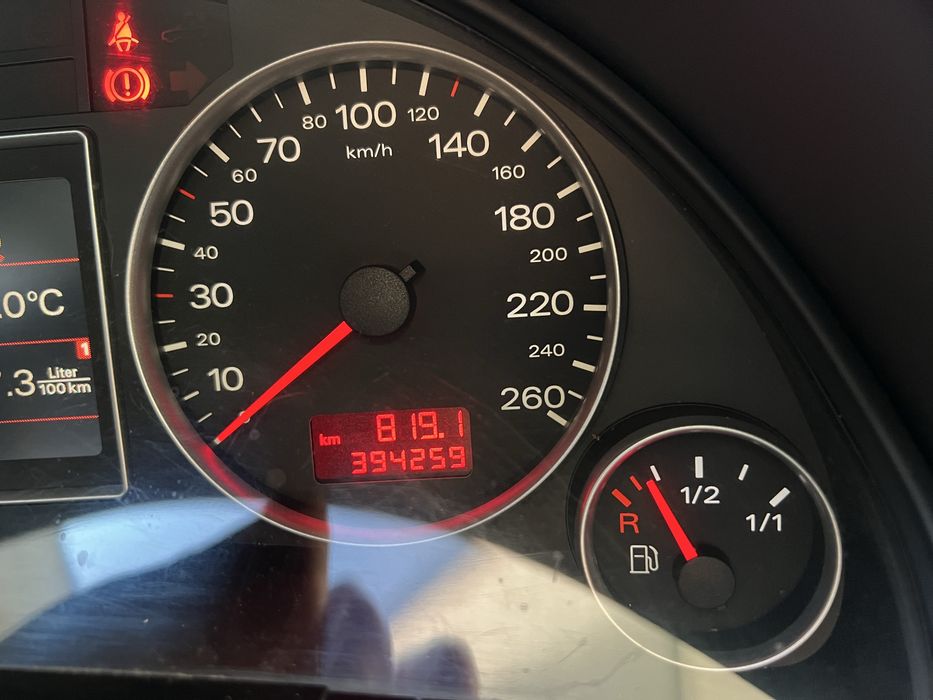 Автомобіль Audi A4 B7