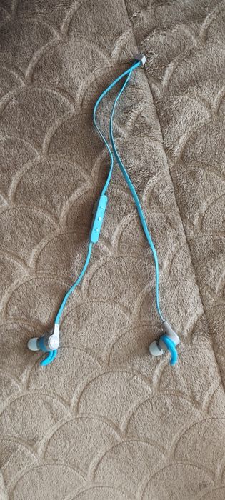 Fones de ouvido bluetooth