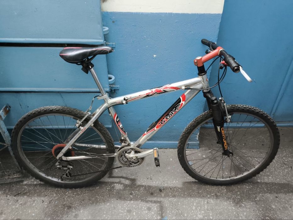 Велосипед , діаметр коліс 26