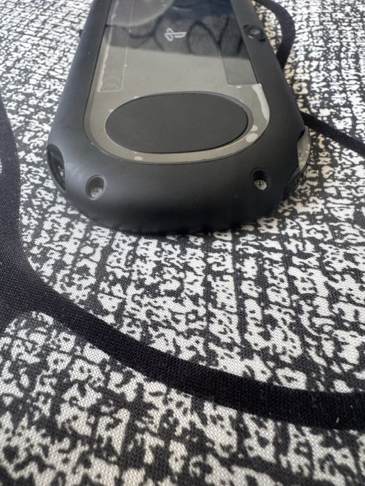 PS Vita Slim + 11 jogos