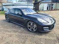 Porsche Panamera 4S