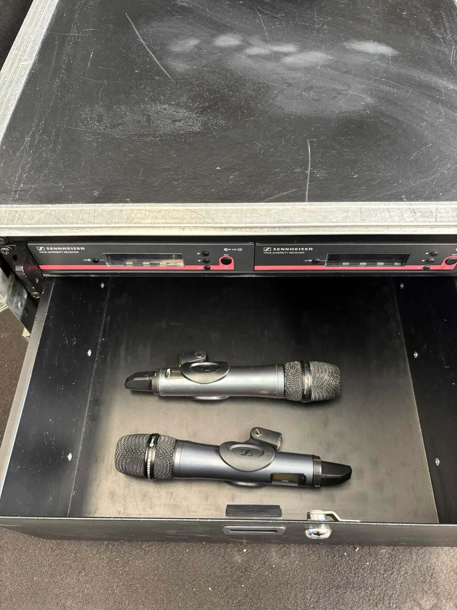 Rack microfone Sennheiser G3 A-Band