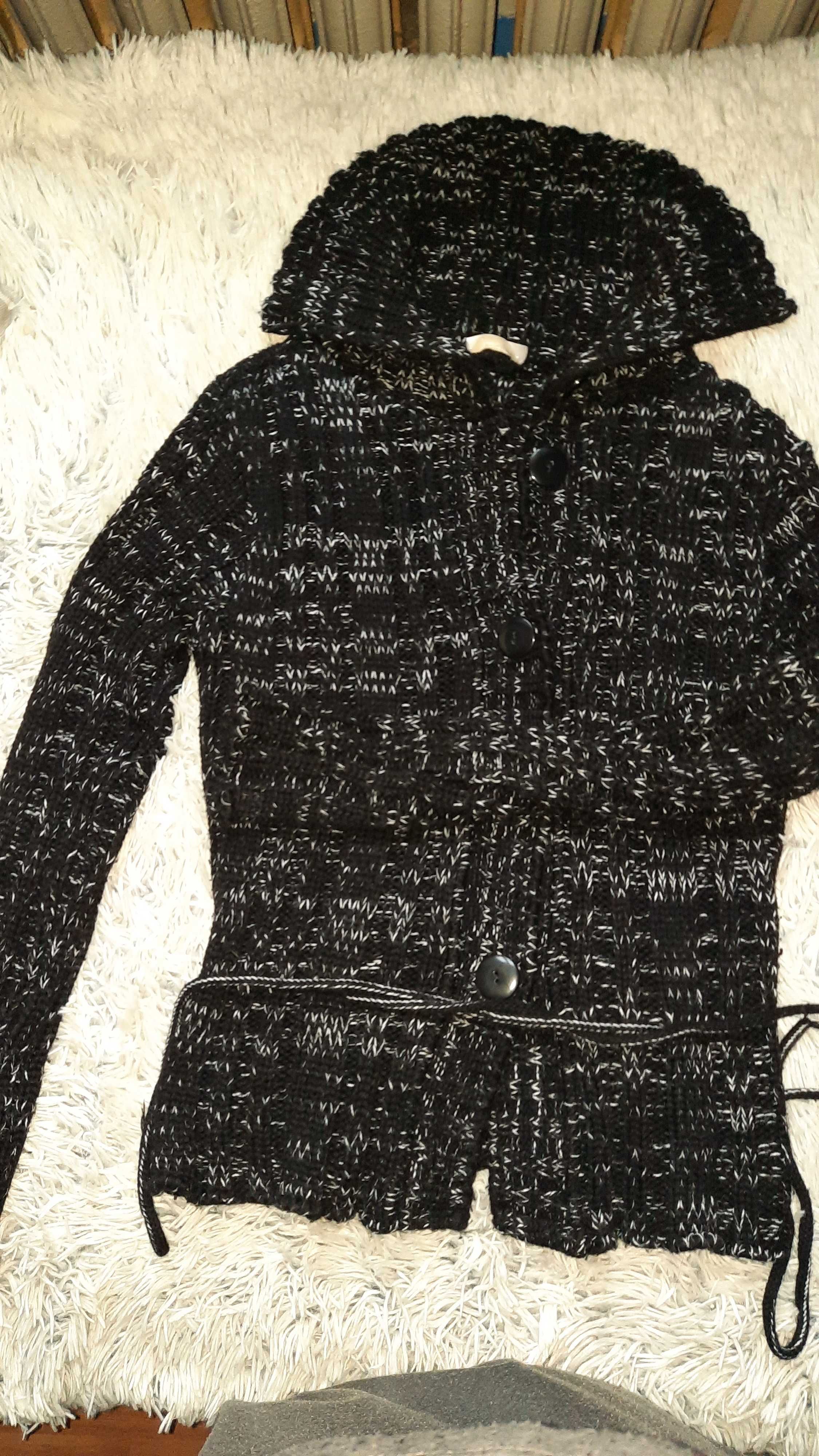 sweter gruby rozpinany.