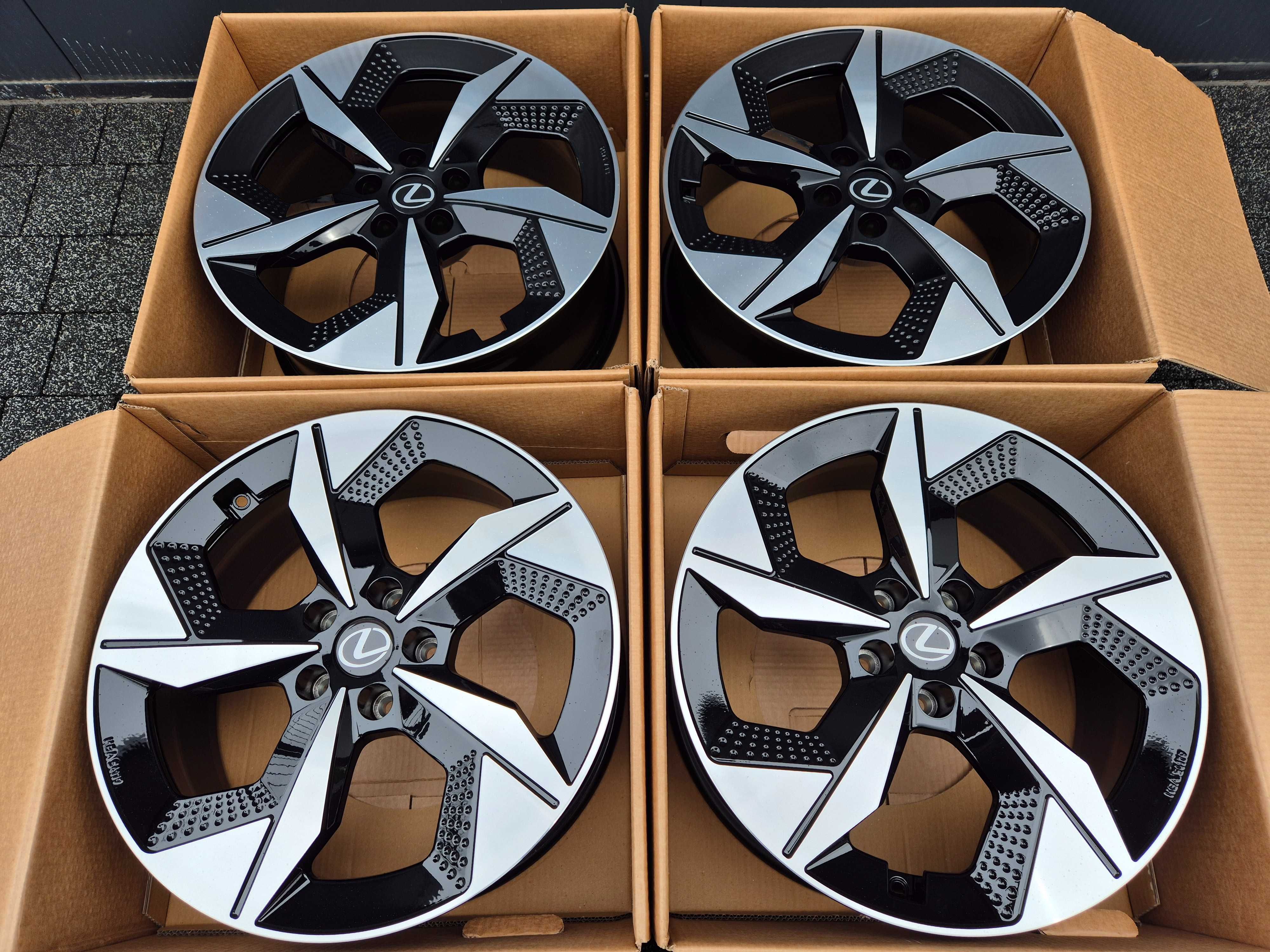 Felgi 19 LEXUS RX , UX NX , ES GS IS RC LS 5x114,3