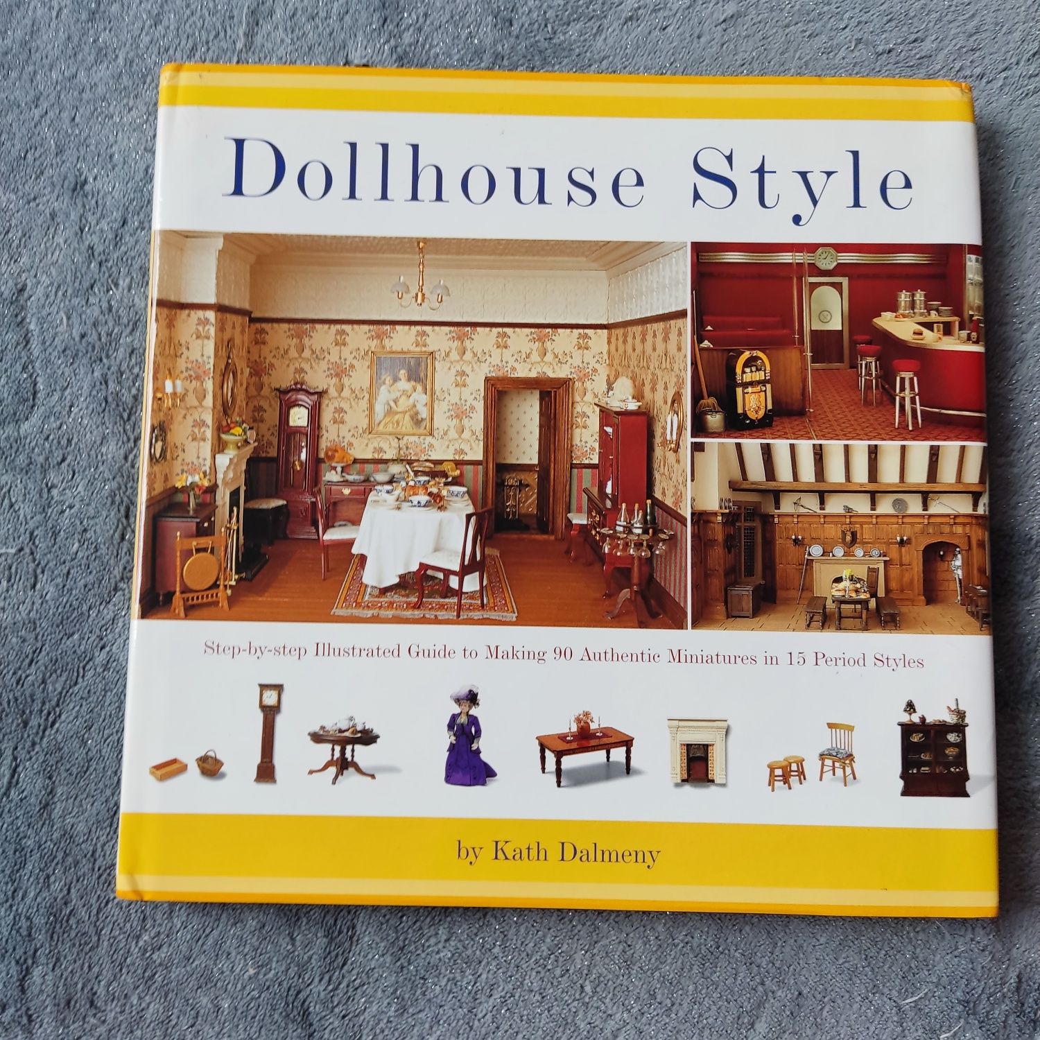 Książka miniaturki dla lalek Dollhouse Style