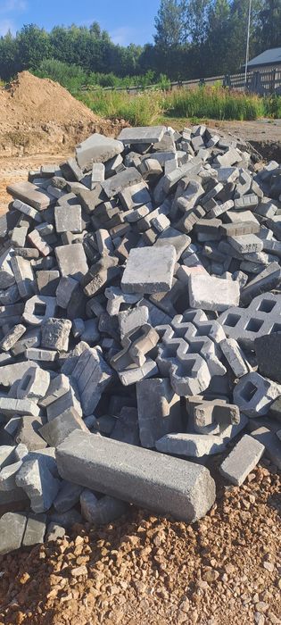 Gruz betonowy na utwardzenie terenu