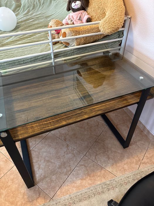 Mesa de vidro tempered Glass,Altura:74cm,Comprimento: 120cm por 60