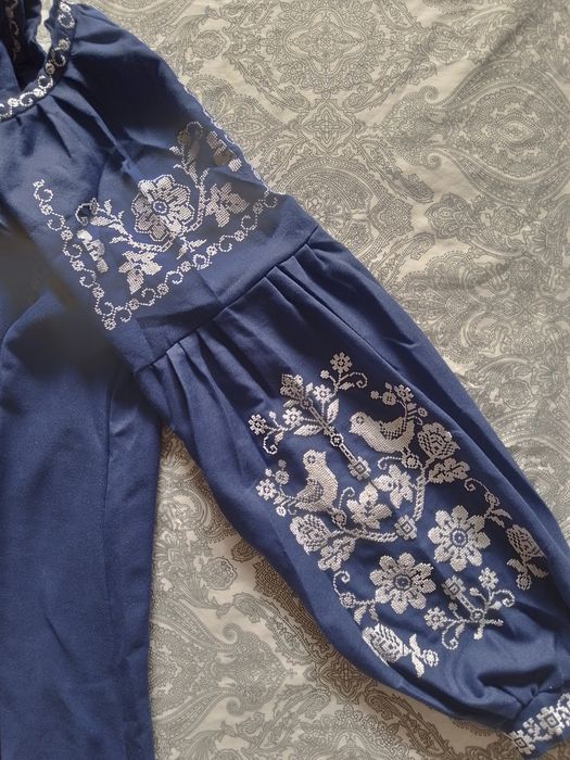 Вишиванка сукня,машинна вишивка