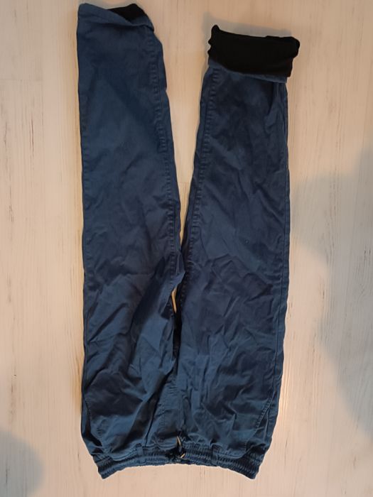 Spodnie ocieplane polarem Reserved rozmiar 164 cm