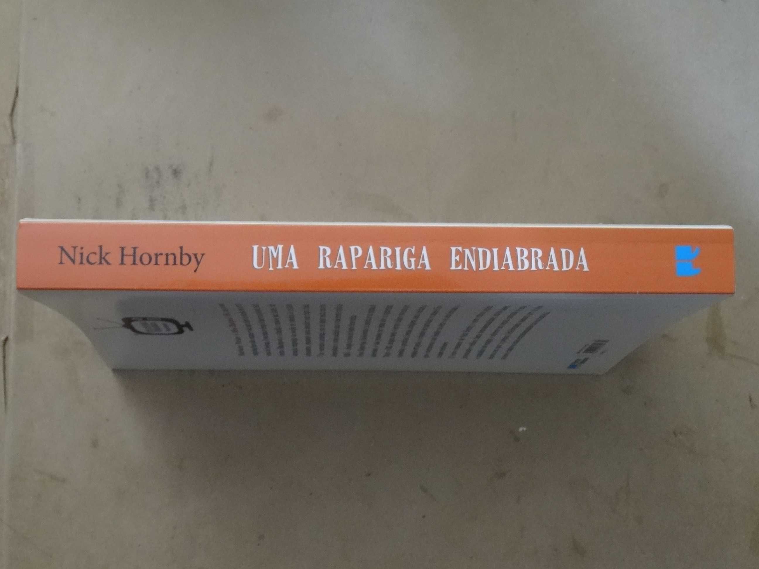 Uma Rapariga Endiabrada de Nick Hornby - 1ª Edição