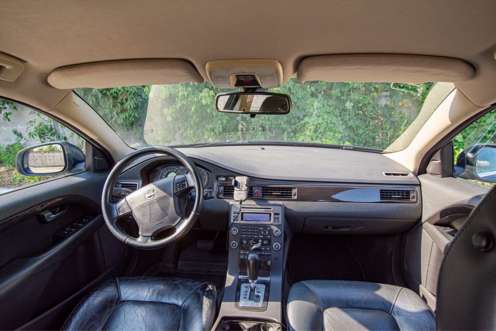 Volvo s80 D5 2,4л