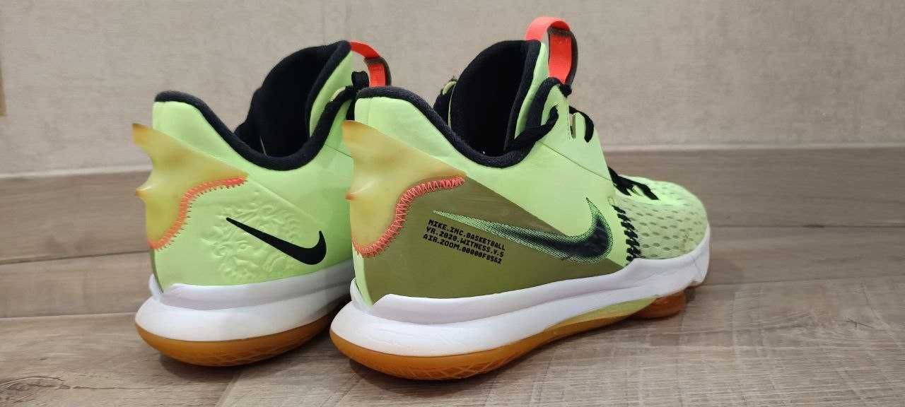 Nike Lebron Witness V Volt Lime Glow Bright Green
