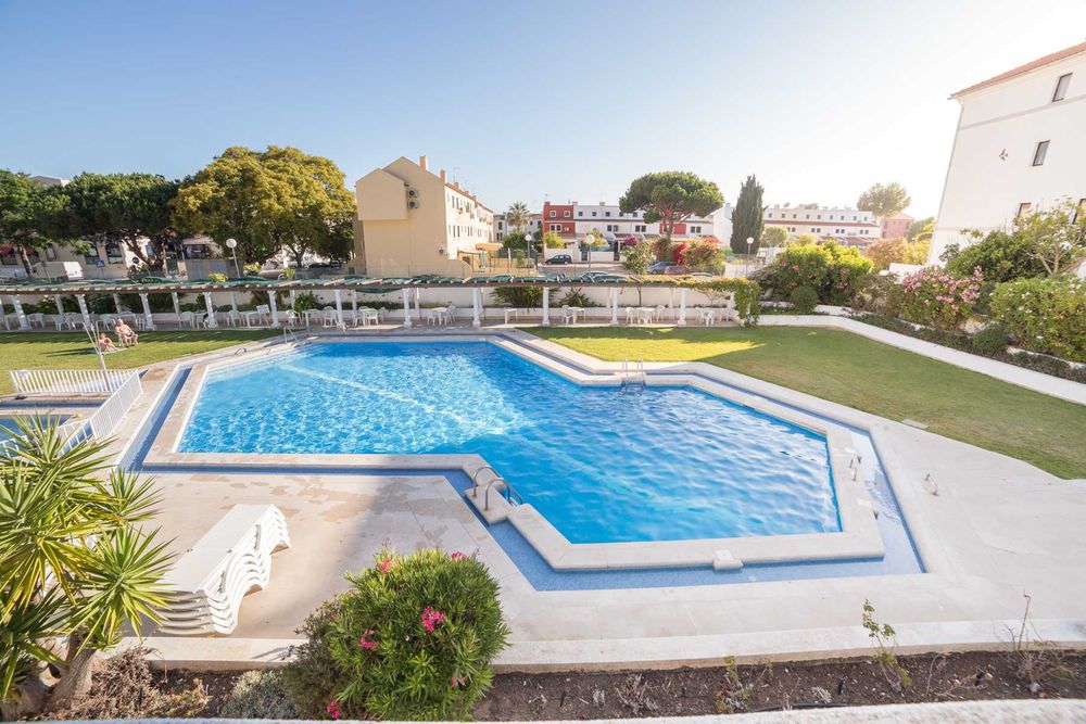 T1 Vilamoura com piscina, 2 min a pé da Marina