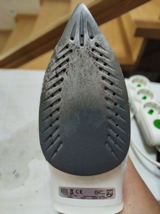 Праска Philips рожева