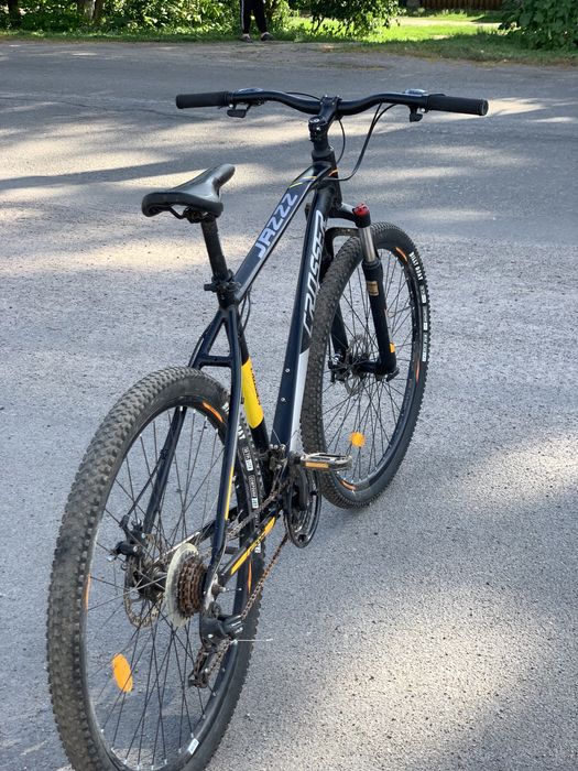Продам велисопед Jazz Crosser
