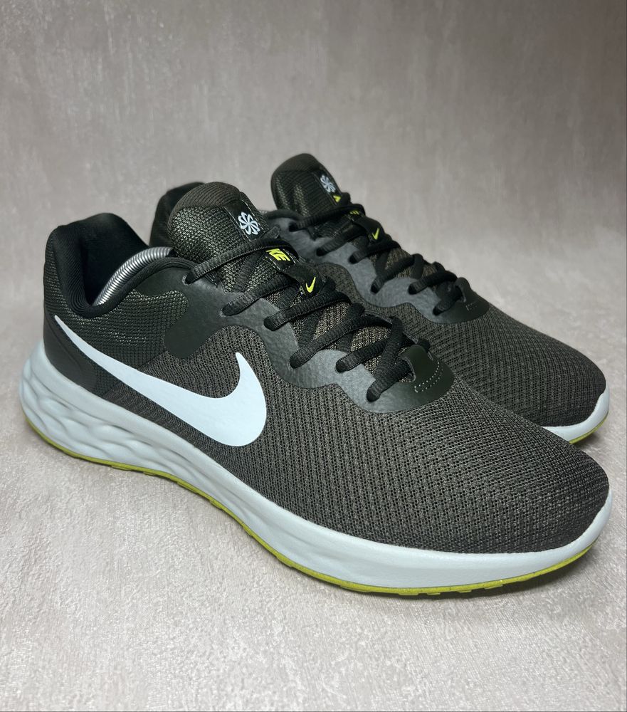 Кросівки Nike Revolution 6