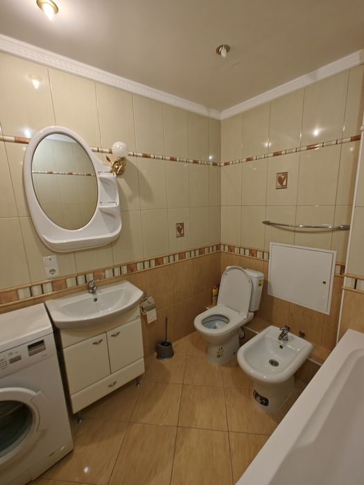 Продаж 2 кімнатна. Вул. Коновальця