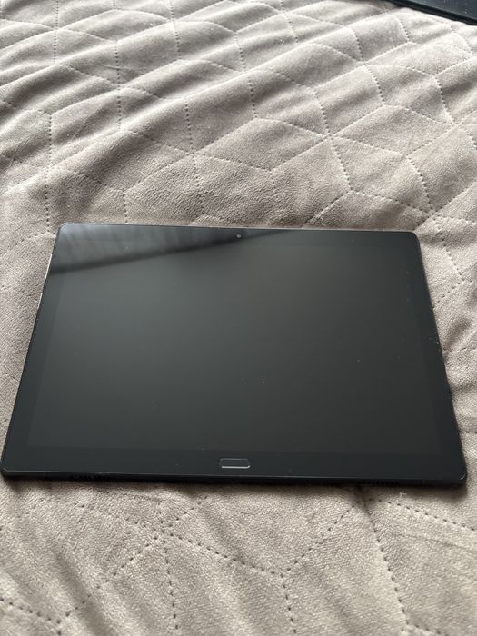 Планшет Lenovo Tab P10