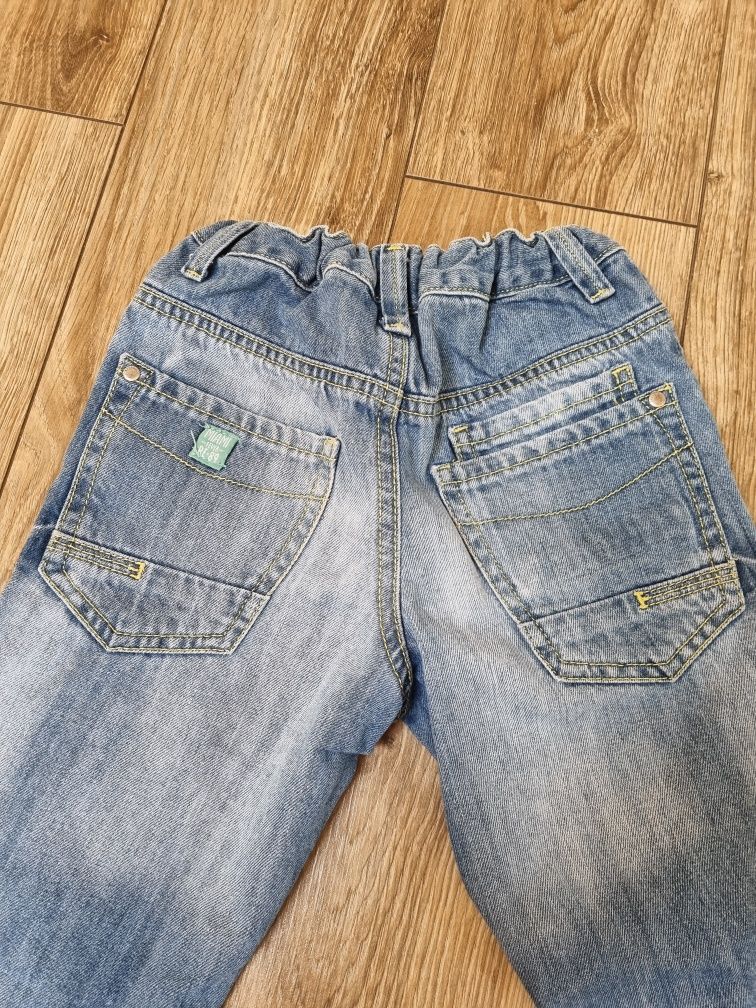Chłopięce spodnie jeansowe Reserved roz. 116