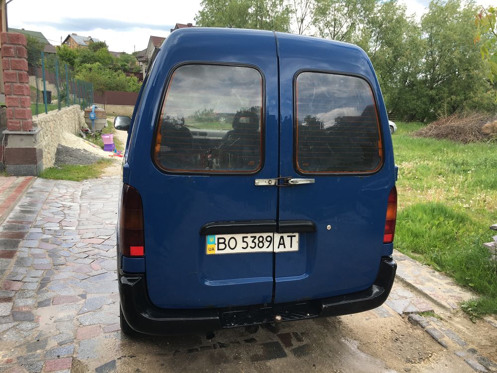 Nissan Vanette бус нісан