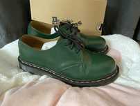 Zielone skórzane Dr Martens