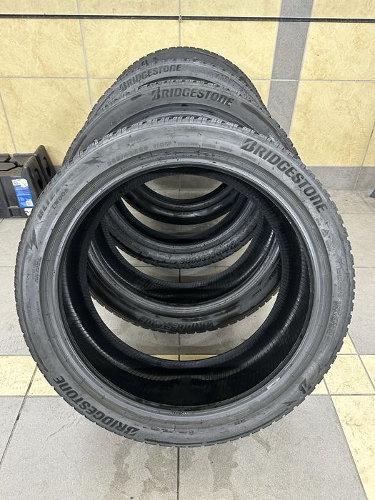 Зимові колеса bridgestone 285 40 22