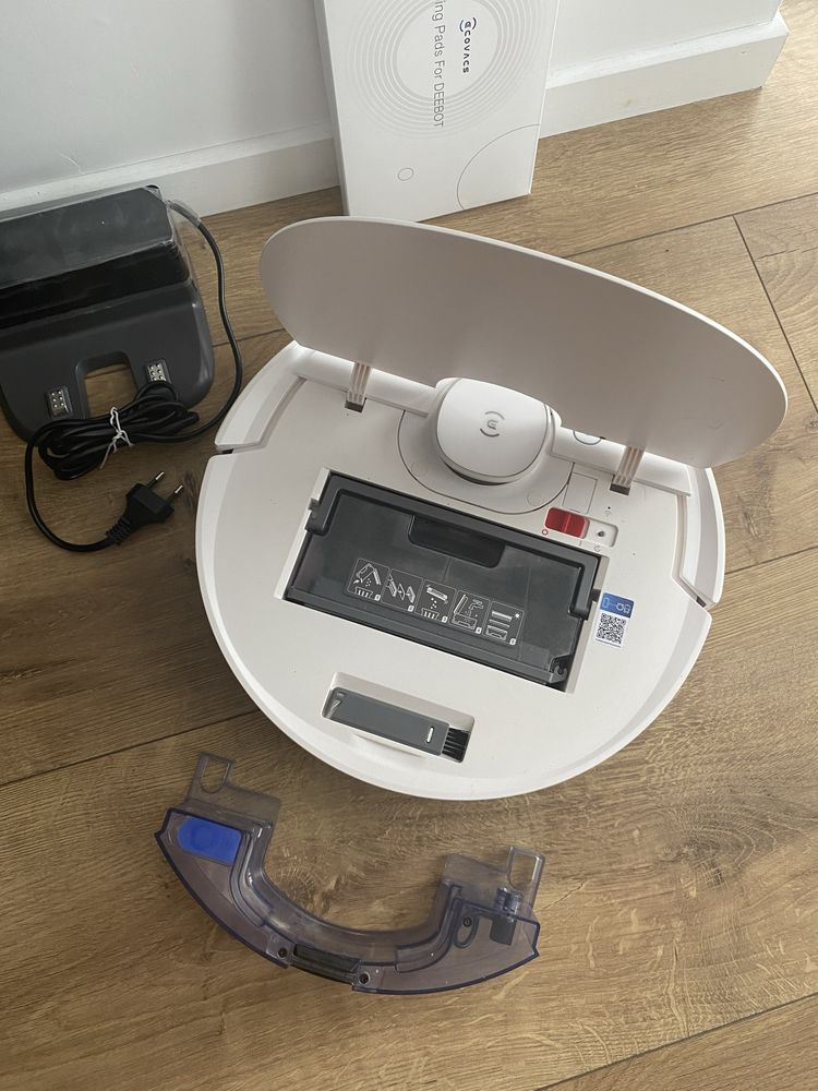 ECOVACS DEEBOT N8 robot odkurzający z funkcją wycierania 2300 Pa