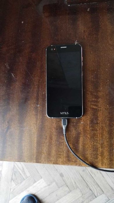 Смартфон Vestel venus v3 5040