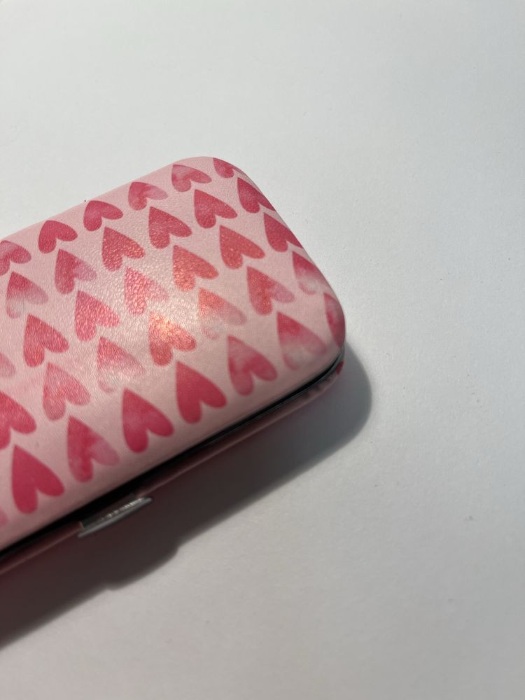 Podróżny zestaw do manicure